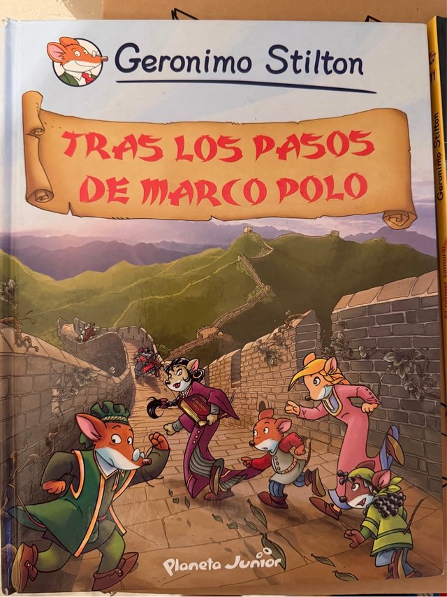 LOTE 6 CÓMICS INFANTILES – GERONIMO STILTON, ZIPI