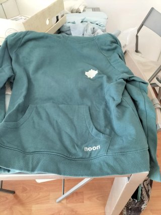 Ropa variada nueva