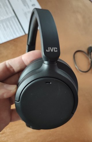 JVC cuffie wireless design pieghevole