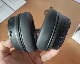 JVC cuffie wireless design pieghevole