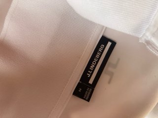 Vestido de golf o tenis blanco