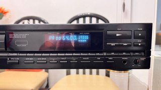 Lector CD Denon DCD-920 con control remoto RC-220.