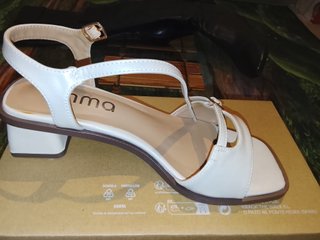 Sandalias Limma Beige/Marrón Talla 37 Nuevas