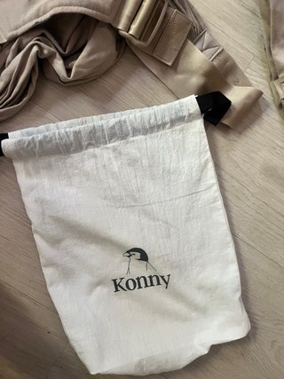 Mochila portabebés Konny original beige