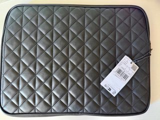 Funda portátil acolchada Mango sin estrenar