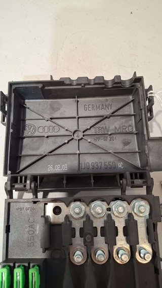 CAJA RELES / FUSIBLES Seat Leon (1M1)(11.1999->)
