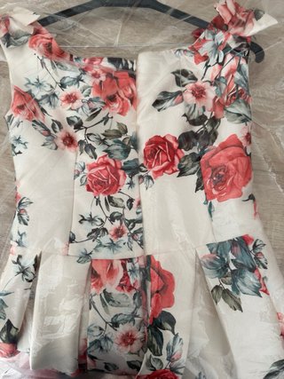 Vestido de cóctel floral
