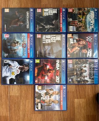 Lote 9 Juegos PS4: Uncharted, God of War, UFC 10€