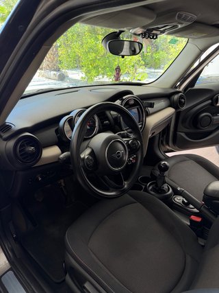 🚗 MINI COOPER 5 PUERTAS 1.5 136 CV