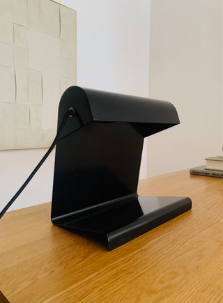 Lámpara Vitra Lampe de Bureau Jean Prouvé Negra