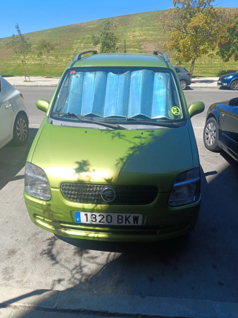 Opel Agila 2001 - foto 1
