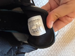 Nike Air Jordan 1 Mid Negro Blanco