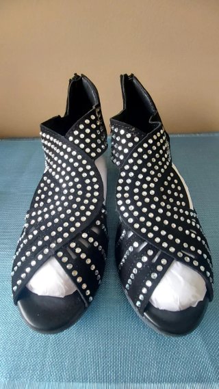 Sandalias Negras con Brillantes