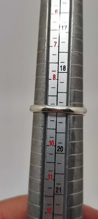 Anillo de Plata y Esmeralda.