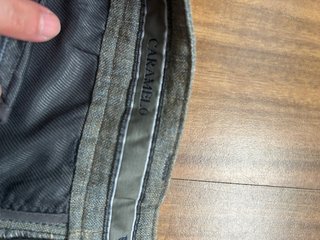 Pantalón de lino caballero gris verdoso