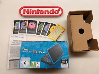 New Nintendo 2DS XL Nero/Turchese con scatola CIB