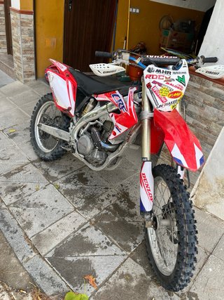 Honda CRF 450 - Moto de Cross