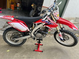 Honda CRF 450 - Moto de Cross
