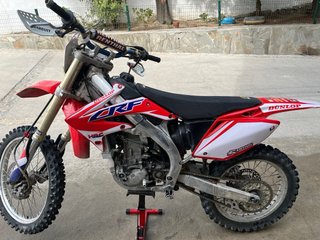 Honda CRF 450 - Moto de Cross