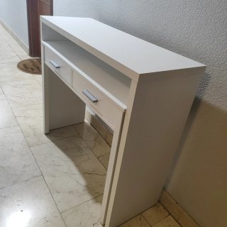 Escritorio blanco extensible con 2 cajones