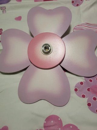 Lámpara infantil flor rosa y blanca