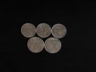 Lote de monedas internacionales