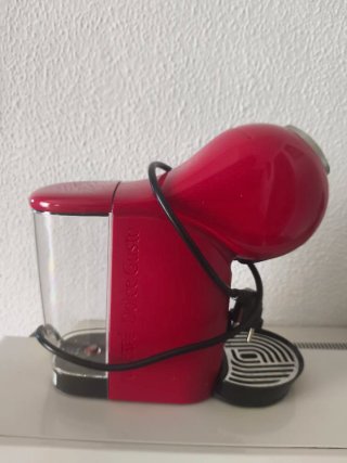 Cafetera Dolce Gusto Krups Roja