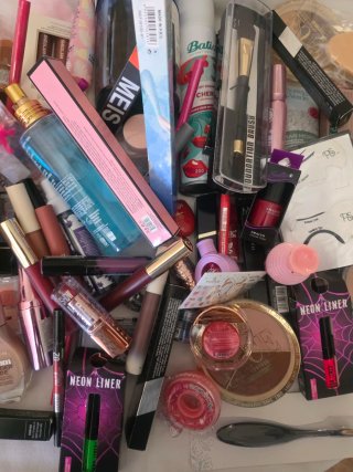 Lotto Trucco 97 Pezzi Maybelline Sheglam