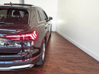 Audi Q3  DESIGN LUXE + Techo solar 2021