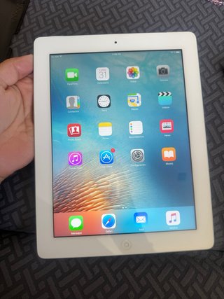 Apple iPad MD370TY/A 13G37