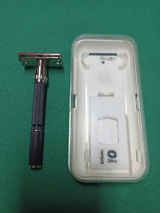 Gillette Black Beauty Adjustable - Rasoio Vintage