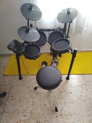 Batería Electrónica Alesis Nitro