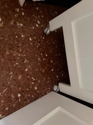 Cuna de madera con colchón