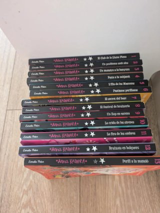Colección Anna Kadabra 13 libros (catalán)