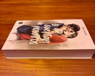 Libro: Lo que cuentan de nosotros - Iñigo Aguas