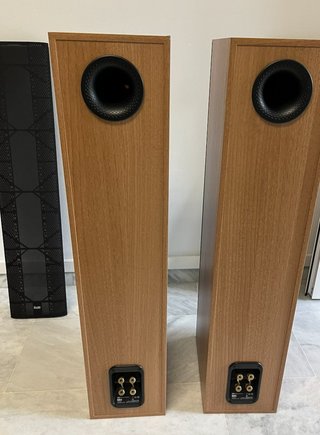Altavoces B&W 684