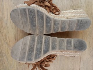 Sandalias de ante con flecos