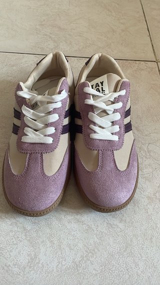 Zapatillas deportivas mujer beige y morado