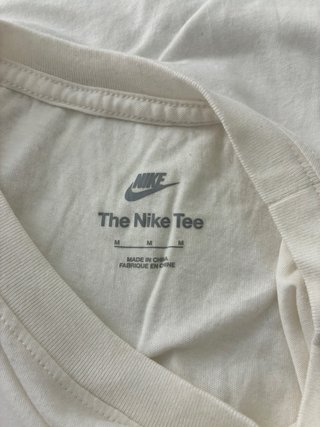 Camiseta Nike Verde y Blanca
