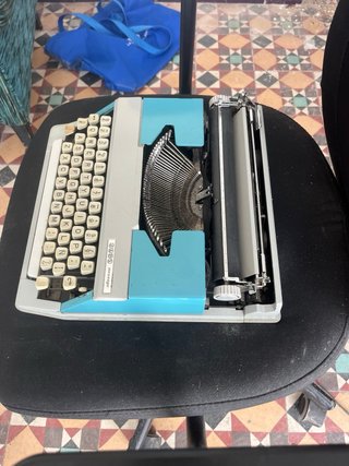 Máquina de escribir Japy Message azul turquesa
