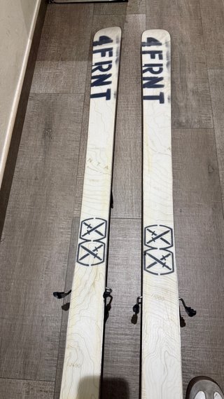 Sci All-Mountain