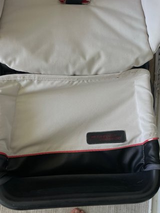Cybex e-Priam Ferrari – Capazo + Silla + Adaptador