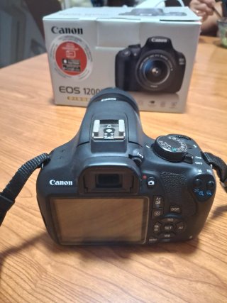 Canon EOS 1200D + Lentes 18-55 + 55-250mm