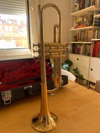Trompeta Yamaha YTR 1335 SB