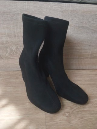 Botines negros ante H&M talla 39