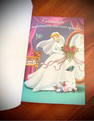 LIBRO DISNEY 2003 “PRINCIPESSE LE NUOVE STORIE”