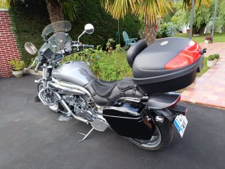 Hyosung Aquila GV650 - Poco Uso