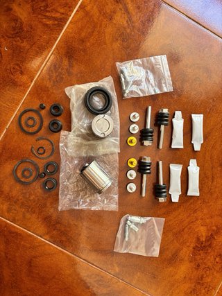Kit reparación pinzas freno Golf MK2