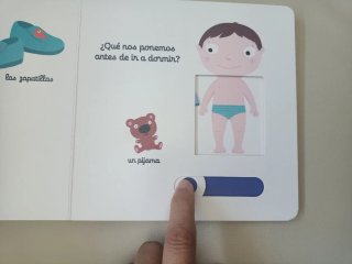 Lote 4 libros infantiles con solapas y tiradores