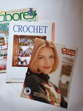 Revista Labores com suplementos